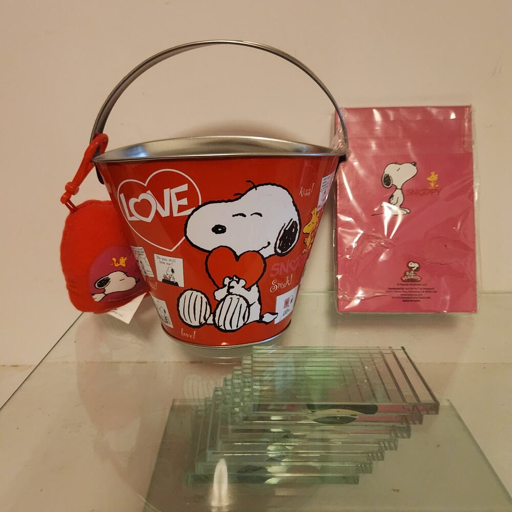 Snoopy Peanuts Valentine Lot
